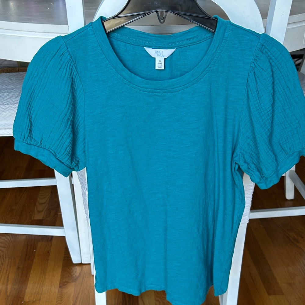 Time and Tru Vibrant Blue Puff Sleeve Tee